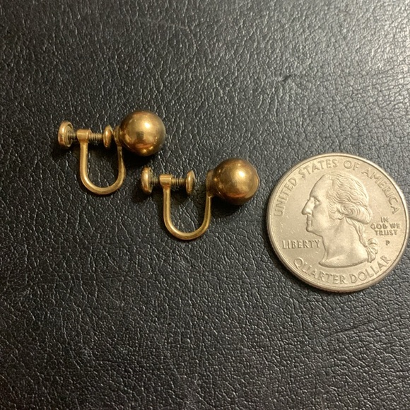1/20 12k GF Ball screw back earrings by Amco - Picture 3 of 5